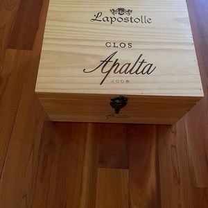 Wooden wine box